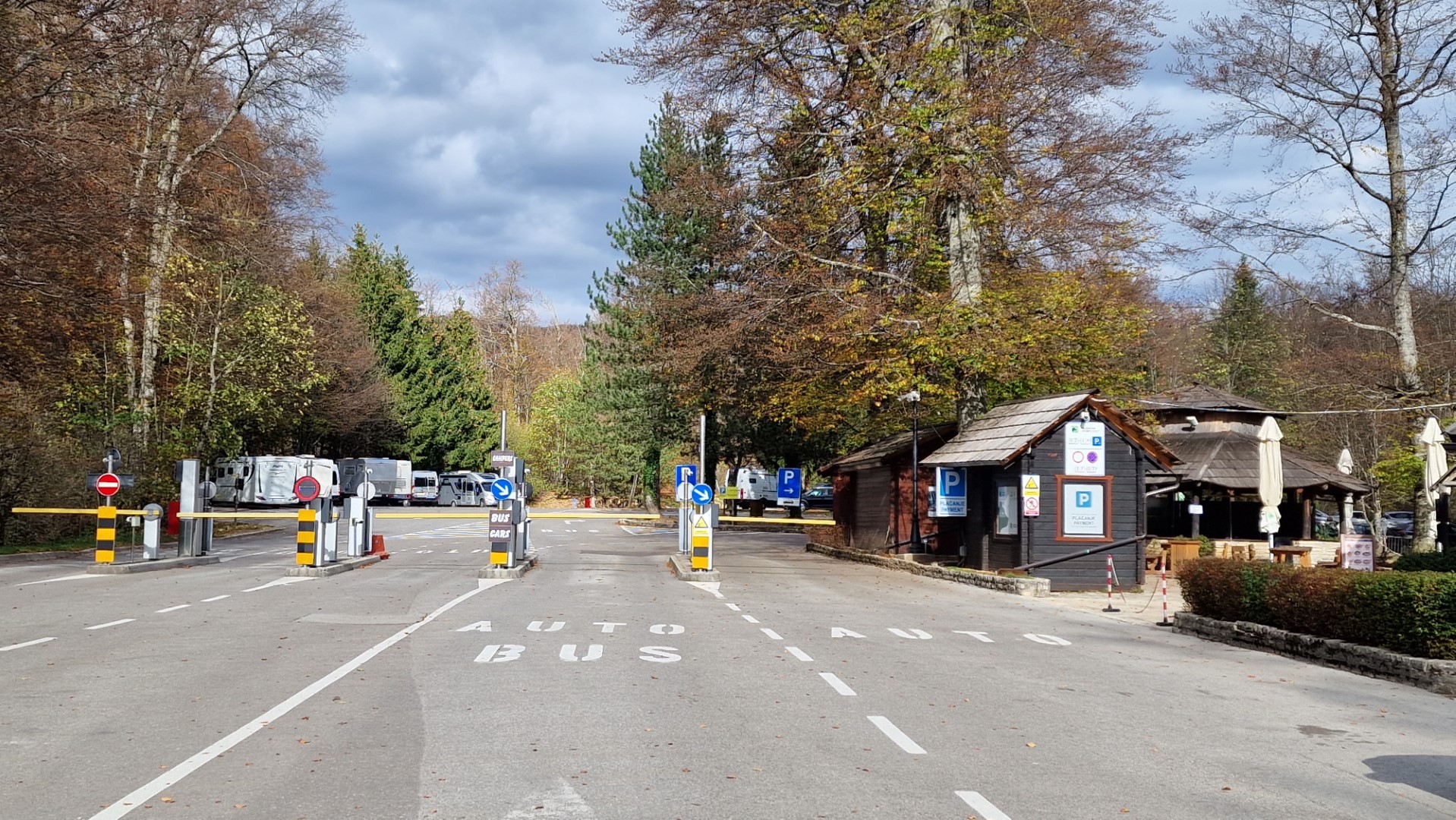 Plitvice parkoló bejárat