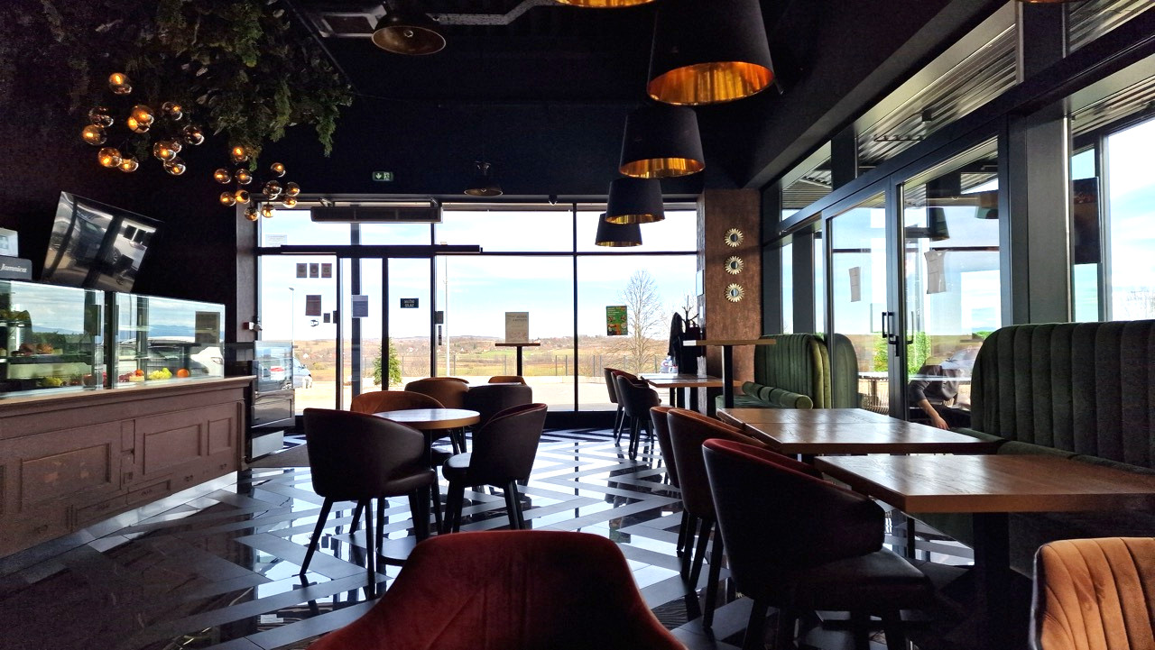 Lex bár és pizzeria